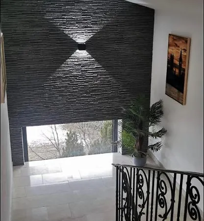 Alpina Bed & Breakfast