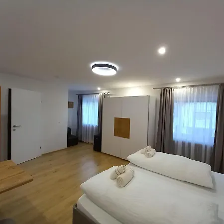 Bed & Breakfast Alpina *