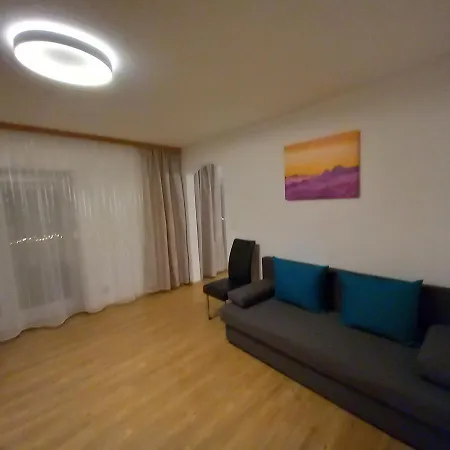 Bed & Breakfast Alpina Roppen