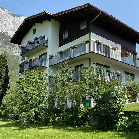 Alpina *