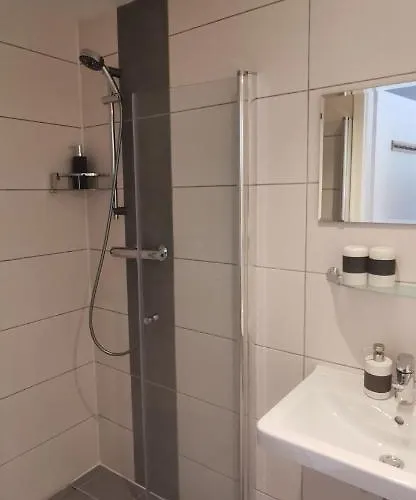 Couette-café Alpina 3*