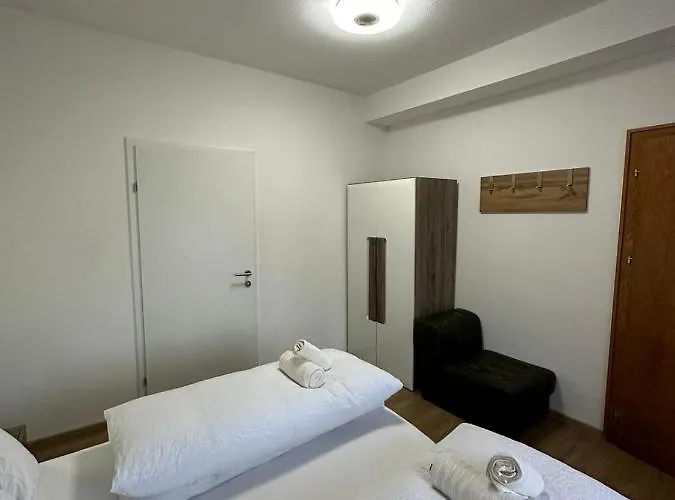 Bed & Breakfast Alpina Roppen