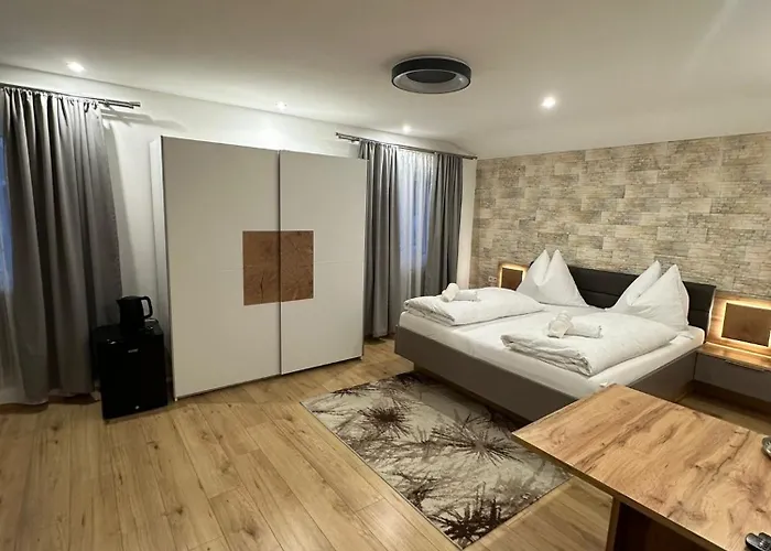 Bed & Breakfast Alpina Roppen