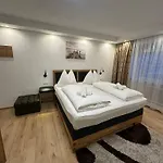 Bed & Breakfast Alpina